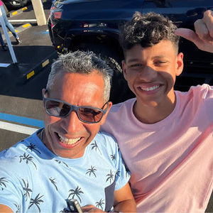 Meet your Posher, Cesar